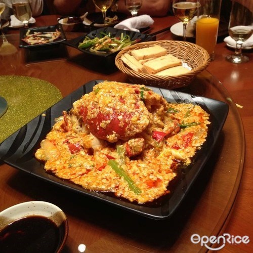 芭堤雅假日酒店