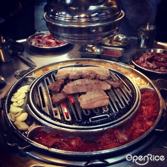 炭韩国烧烤