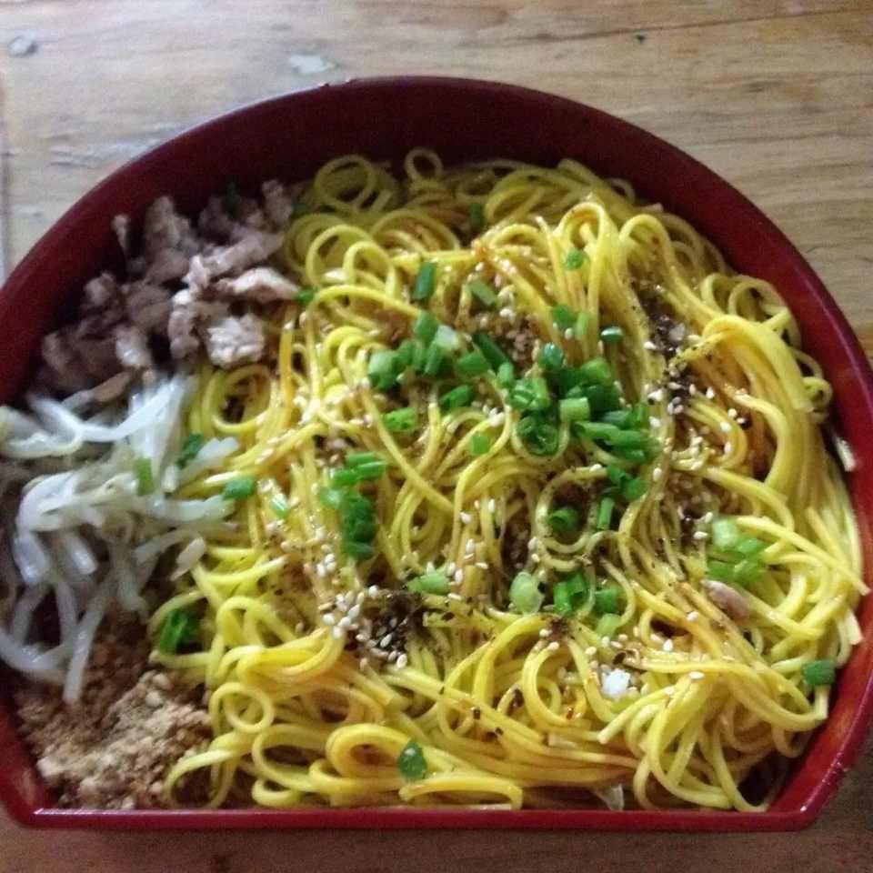 吉日冷面