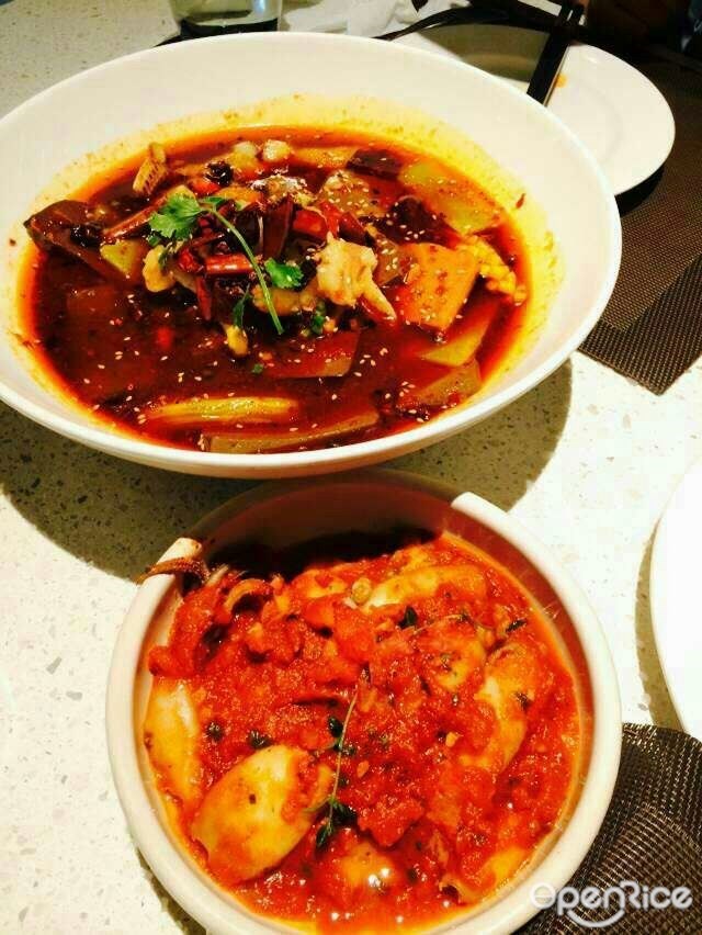 齐鲁情酒店