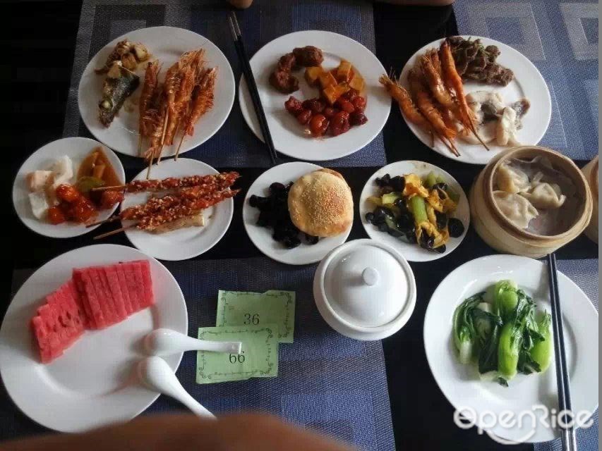 鸿宾苑自助餐厅