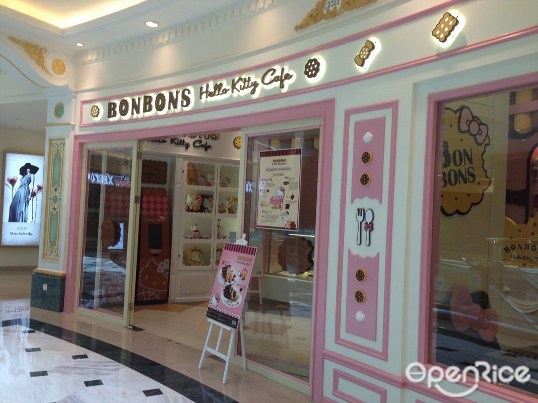 BONBONS Hello Kitty Cafe