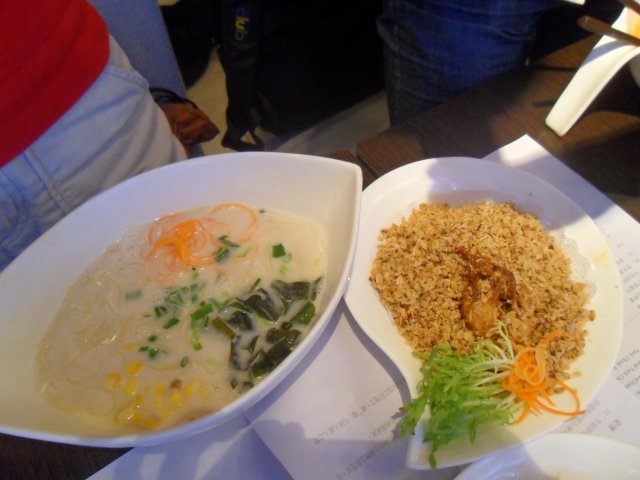 燕麦软壳蟹日式拉面
