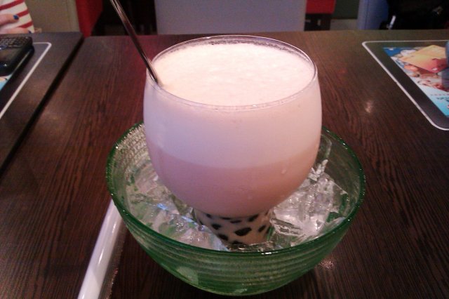 冰镇珍珠奶茶