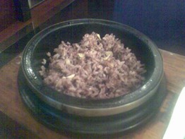 咸香紫米石锅饭