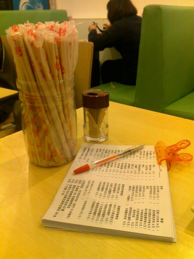 比较简单的餐具