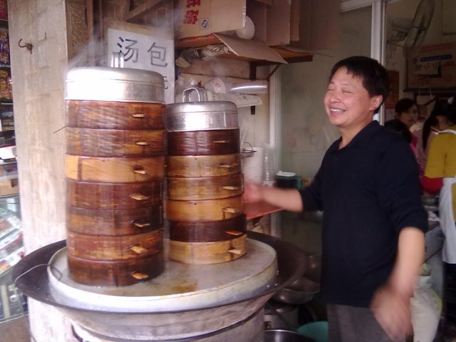 汤包店张老板