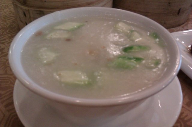 胜瓜骨腩粥