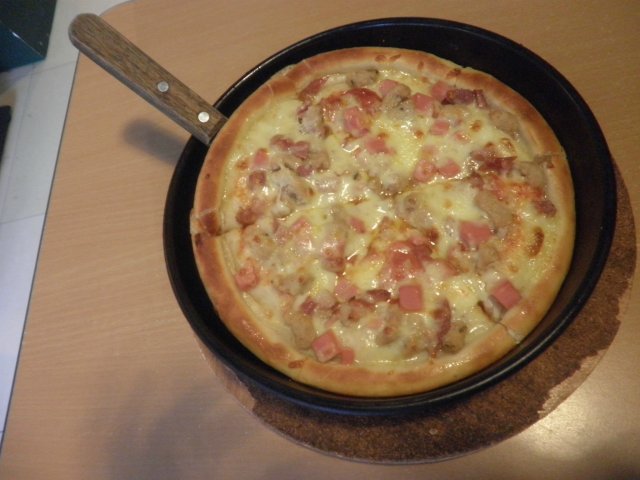 荤食天地pizza