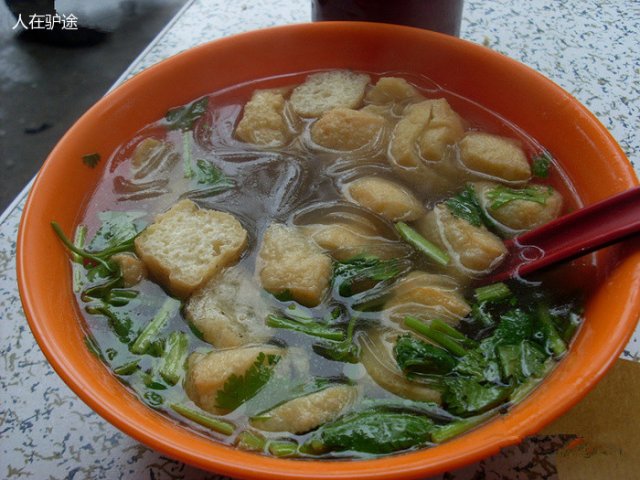油豆腐粉丝汤