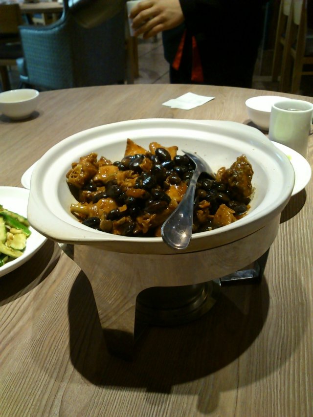 黑豆高原烧鸡