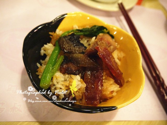 极品腊味煲仔饭
