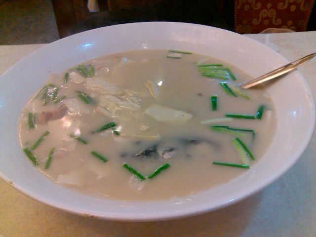 有机鱼头豆腐汤