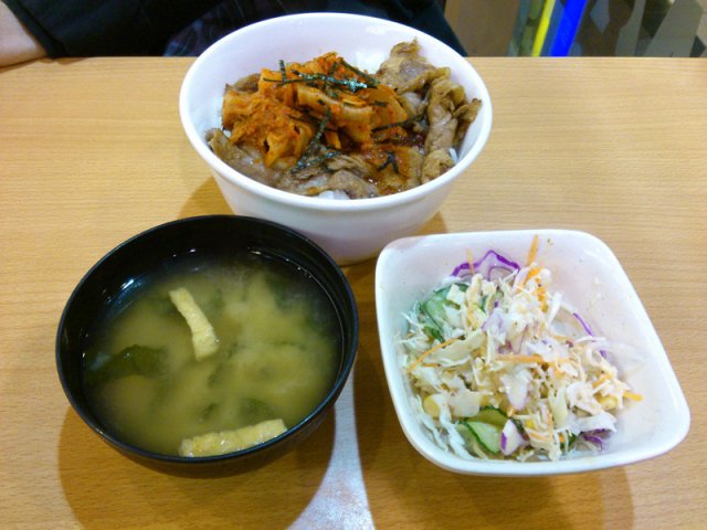 泡菜牛肉饭