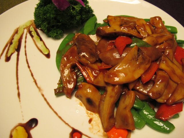 日烧牛肝菌