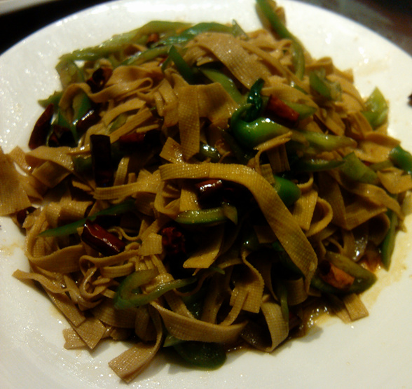 尖椒豆腐皮