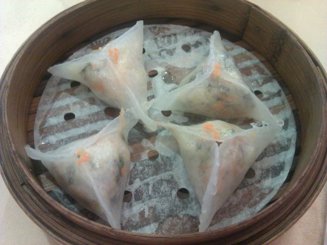 银耳海蛰饺