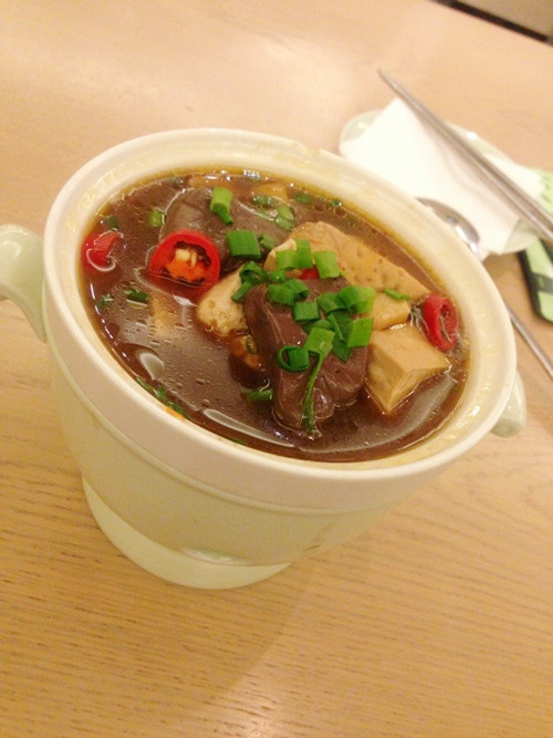 麻辣鸡鸭血豆腐