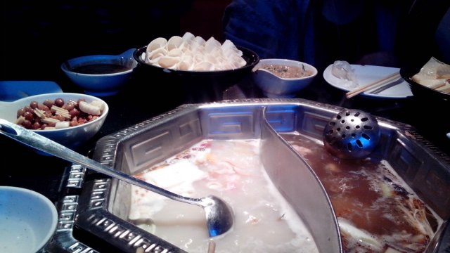 锅底