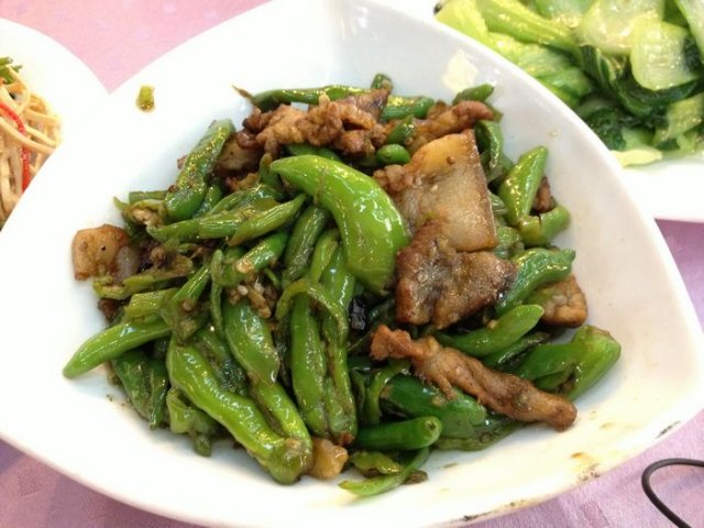擂辣椒五花肉