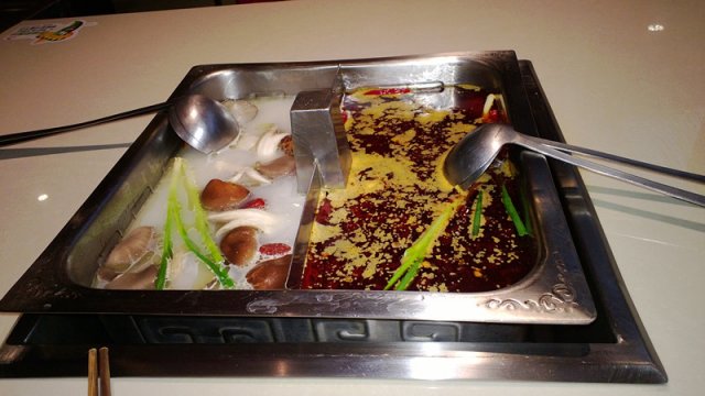 锅底