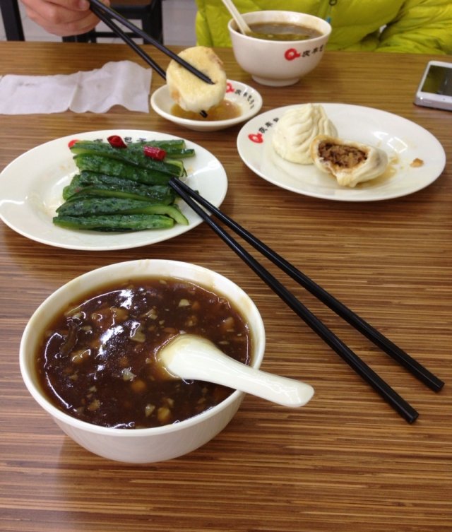 香菇肉包子