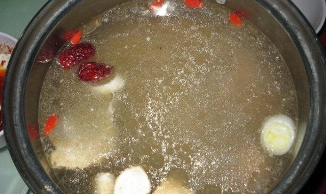 锅底