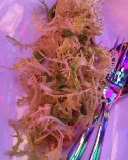 香煎鱿鱼色拉、蜘蛛生菜