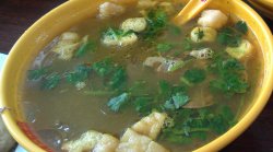 油豆腐牛肉粉丝汤