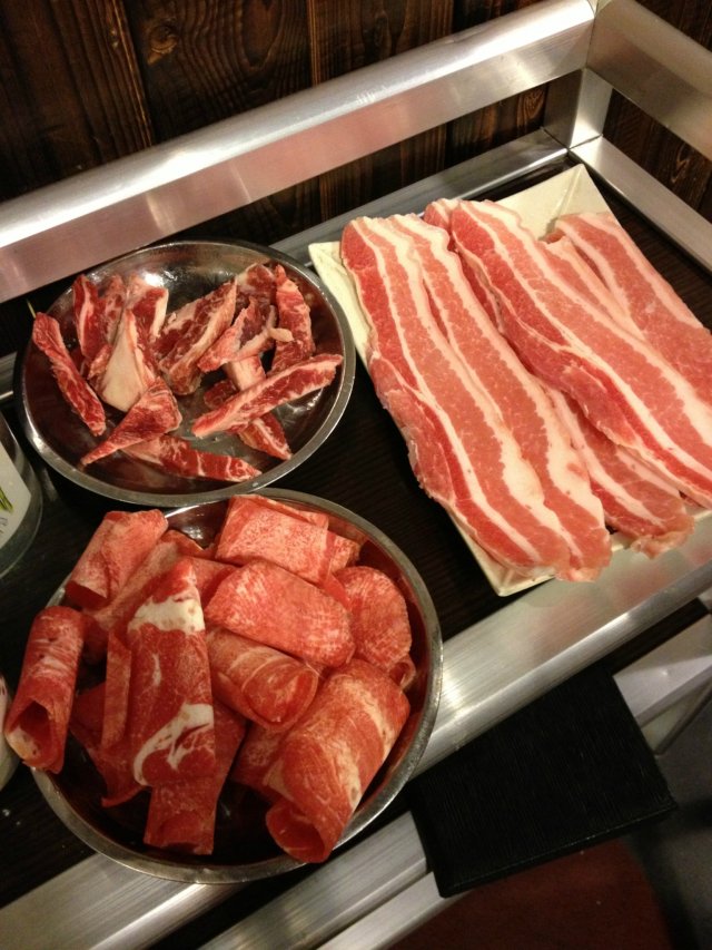 牛排，五花肉，牛舌