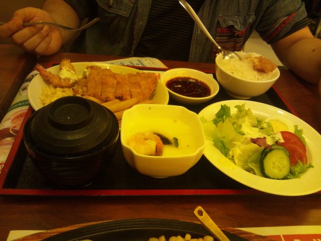 炸猪排炸虾套餐