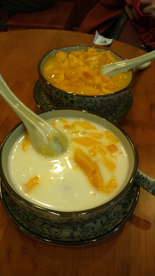 芒果椰汁黑糯米&多芒西米露