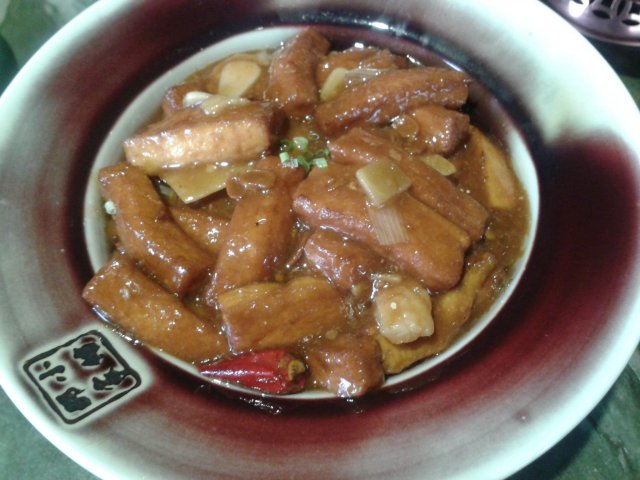 偷吃豆腐