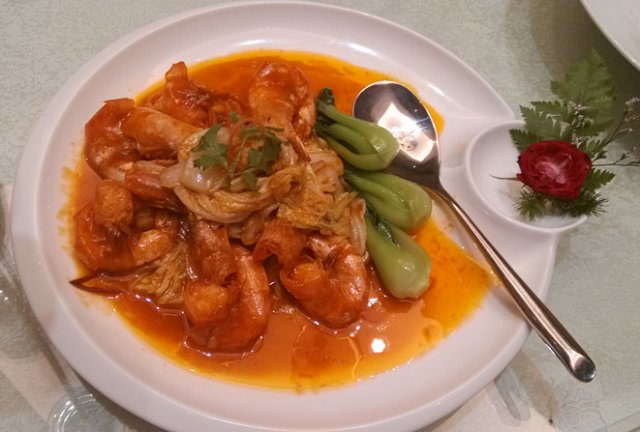 胶白菜炒虾