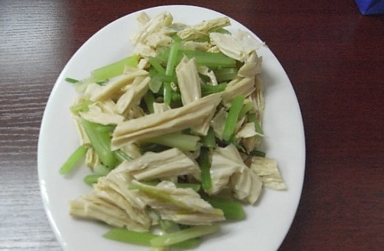 拌腐竹