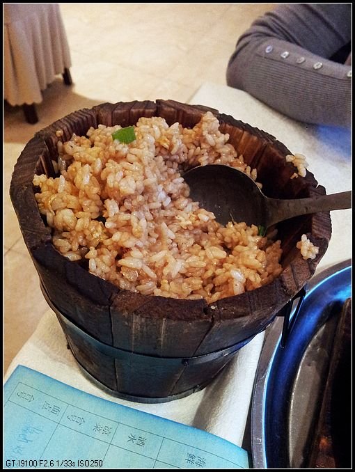 木桶炒饭