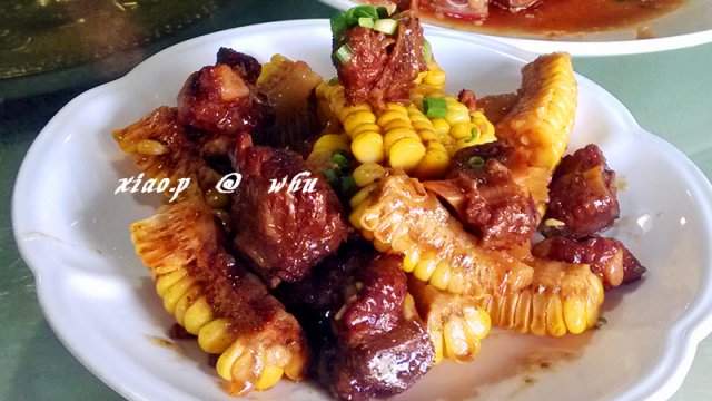 玉米烧排骨