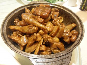 鳄鱼焖飞龙