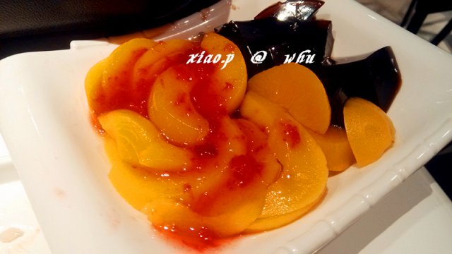黄桃龟苓膏