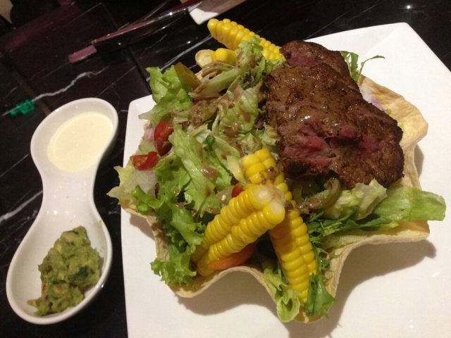 牛肉沙拉