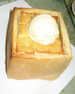 冰激凌蜂蜜土司