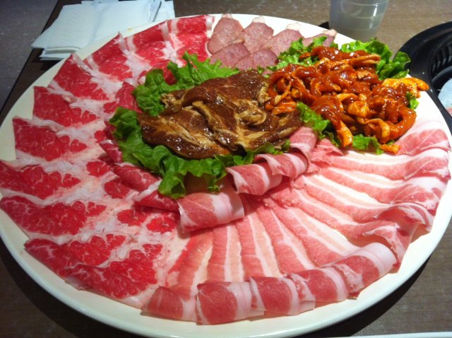 烤肉拼盘
