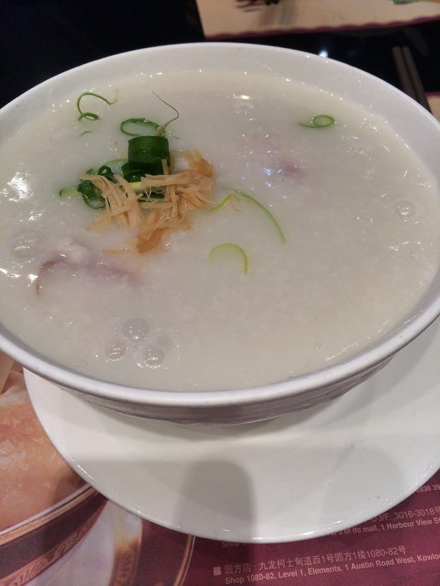 生滚鲜鱼片粥