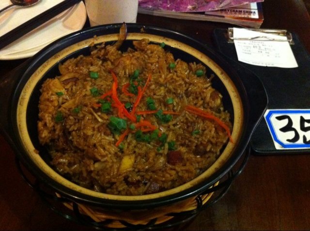 砂锅鸡饭
