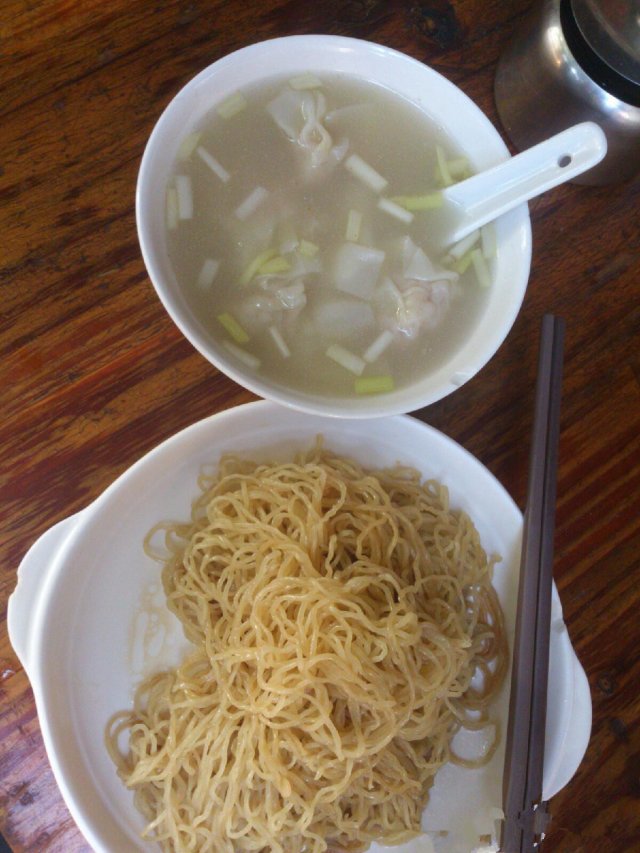 捞面和净云吞