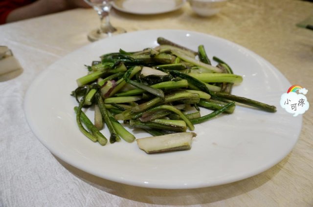 清炒红菜苔