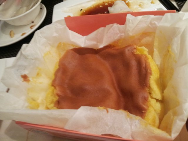 凹蛋糕