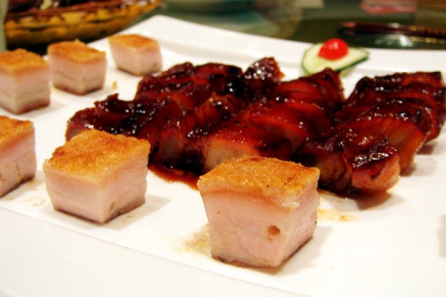 烧腩肉拼蜜汁叉烧