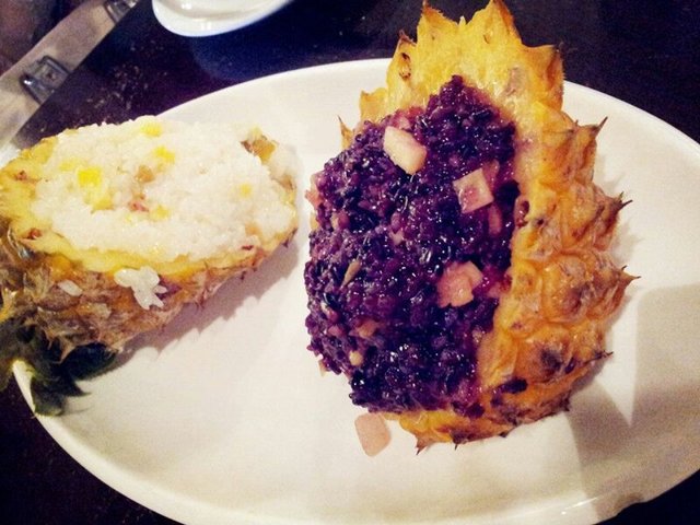 紫米菠萝饭