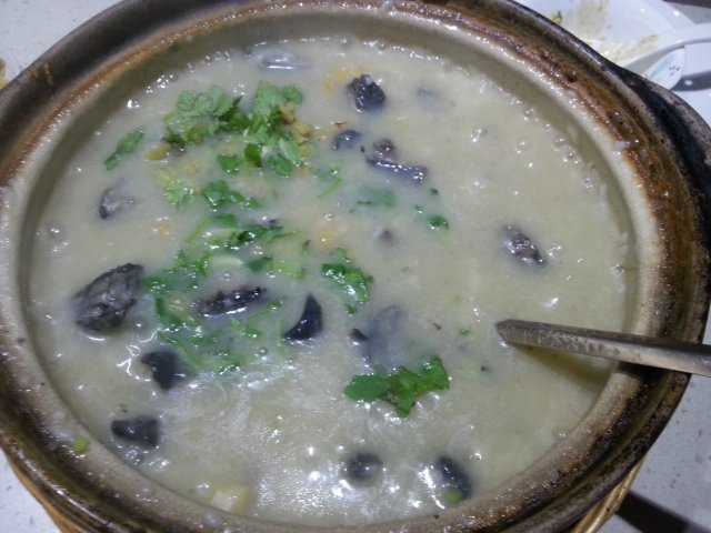乌鸡干贝粥